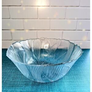 Arcoroc 9"Glass Serving Bowl Canterbury, Crocus, Scalloped Edge Granny Boho Core